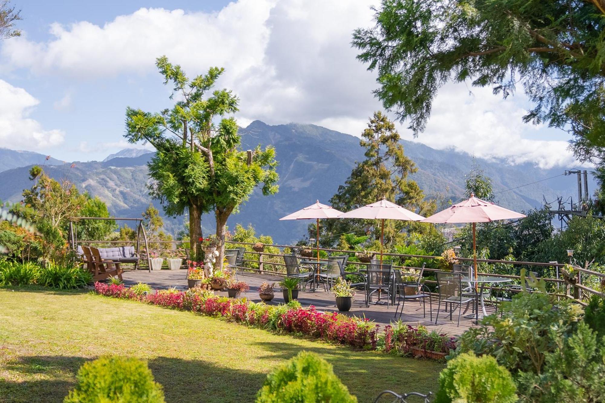 Europe Villa Renai Bagian luar foto
